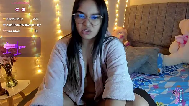 SaraCrow Chat XXX in diretta