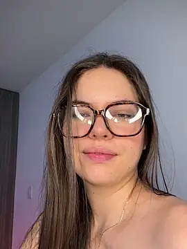 alyabelova 现场XXX聊天