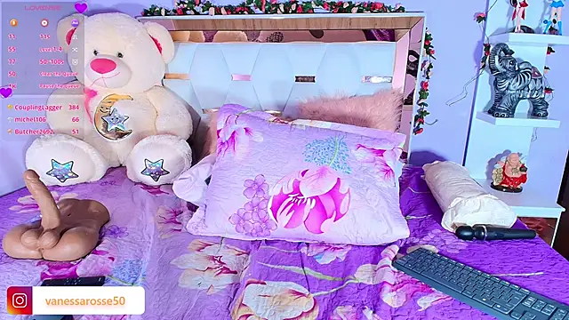 Julieth_Rossi 现场XXX聊天