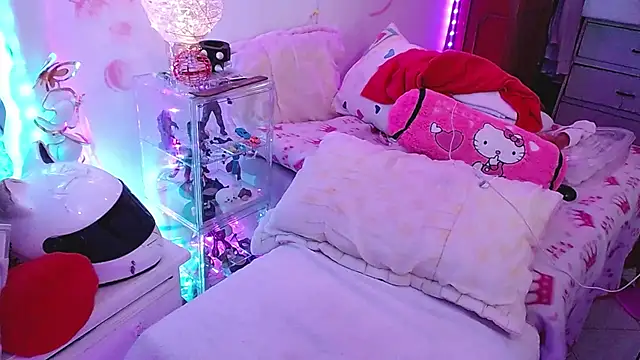 dainaflowers 现场XXX聊天