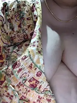 tamilthanushri Live XXX-chat