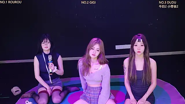 88_Emeraldsのウェブカメラショー