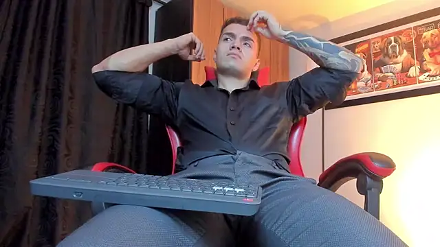 ALPHA_DOMINUS_: онлайн-секс-чат