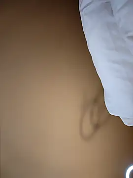 โชว์เว็บแคมของ funsizechoclatedrop