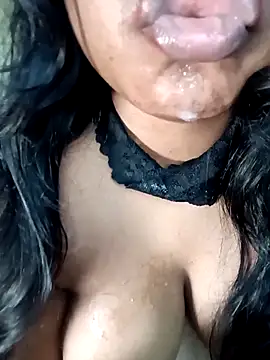 عرض كام Hotlisa