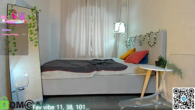 Milf_Tea Adlı Modelin Canlı XXX Sohbeti