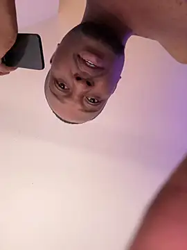 stripchatbusinessのライブXXXチャット