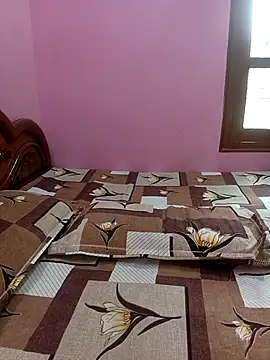 Pokazy przed kamerką – KannadaTamilTeluguBeauty