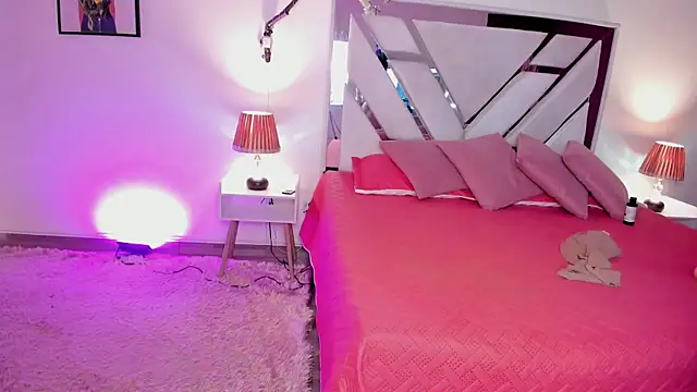 Chat XXX ao vivo de Esmeralda_carrascal