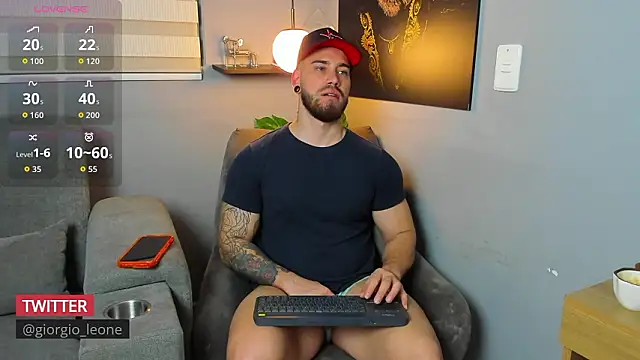 Giorgio-Leone: απευθείας συνομιλία ΧΧΧ