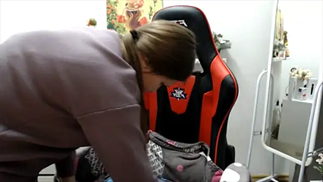 Lucky_Lana élő XXX-chatje