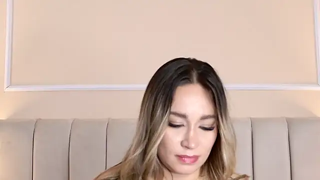 GabbydelRey Live XXX-chat