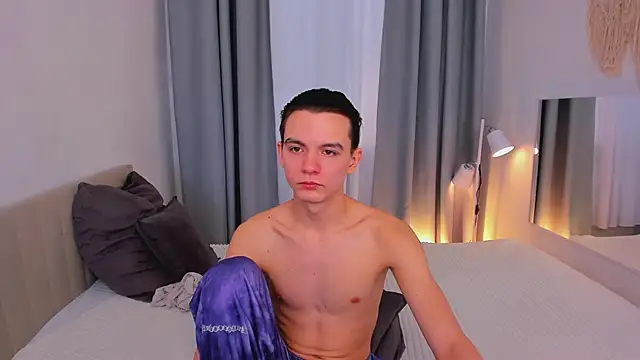 Webkamerová show Ian_Harrickton