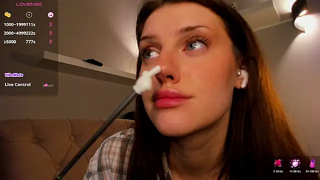 Skinny_Alice Adlı Modelin Canlı XXX Sohbeti