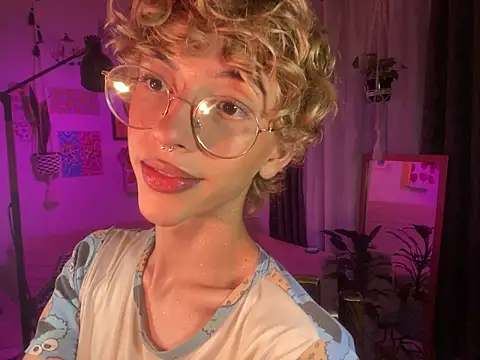 lyamthommpsonのライブXXXチャット