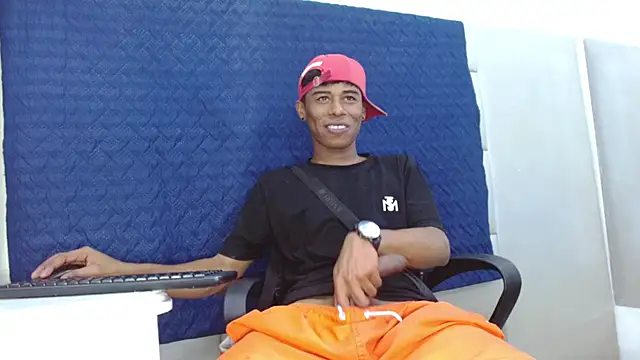 Chat +18 de TonnyMarck ao vivo