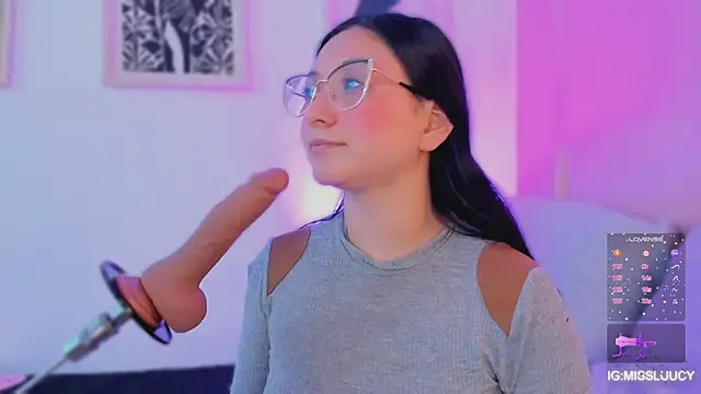 lucy_neil 라이브 XXX 채팅