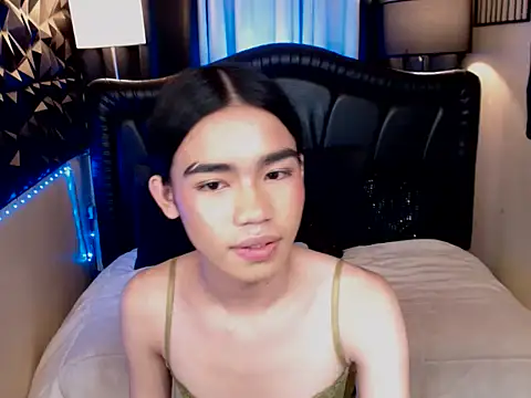 ItsurGirlMiana Pertunjukan Webcam