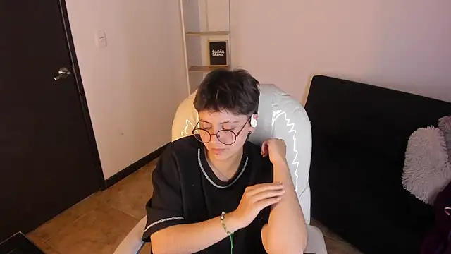 Nathaly_ds' Live XXX Chat