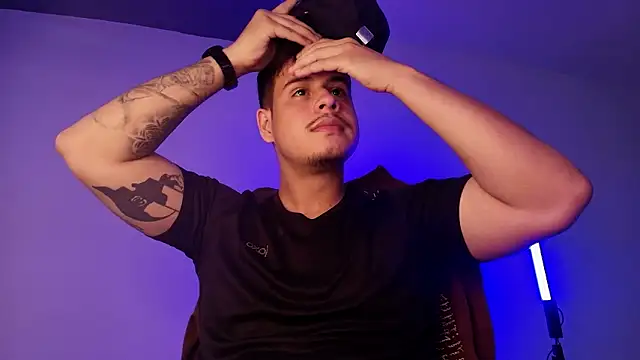 BjornSteel Chat XXX in diretta