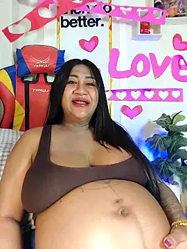 XXX_harna élő XXX-chatje