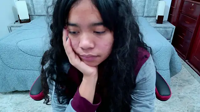 laureentt_ Live XXX-chat