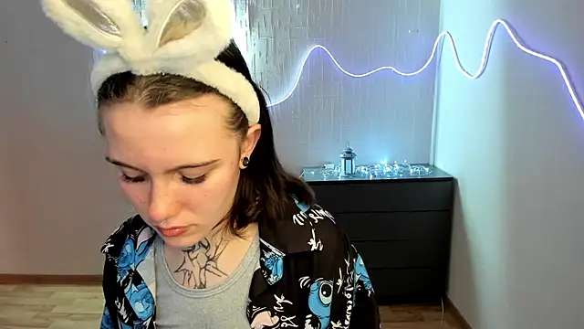 Elastikisss Live XXX Chat