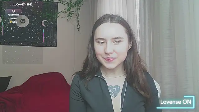 lunar_Sanata Live XXX Chat