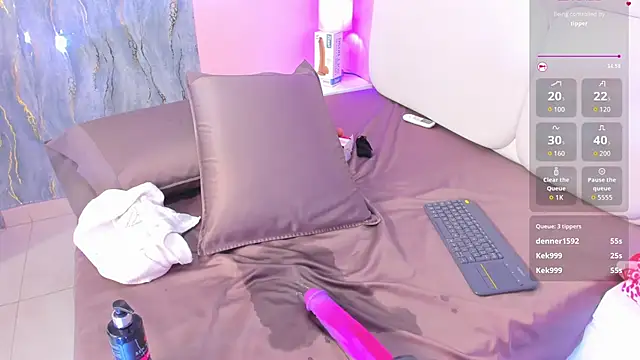 Clawdeen__wolf's Live XXX Chat