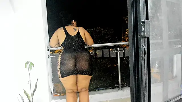 دردشة isabella_barbie الجنسية المباشرة