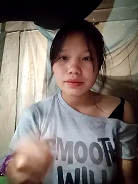 linh-miu99のウェブカメラショー