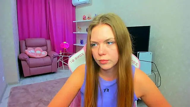 Strawberrye Live XXX Chat