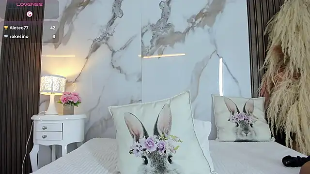 hannahill69 লাইভ XXX চ্যাট