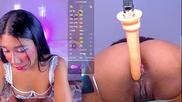 XXX chat uživo modela CandyRouse__