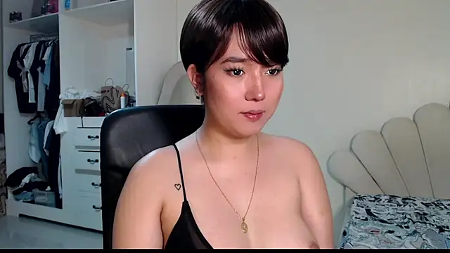 KateMadness 网络视讯表演