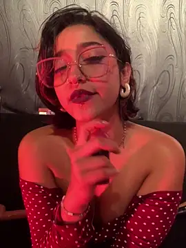 LilithMonette: онлайн-секс-чат