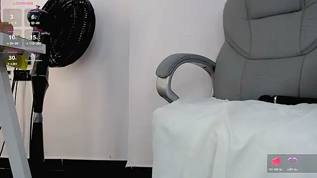 Chat +18 de kimara_lion ao vivo