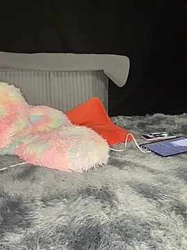 MissSaraNoirのウェブカメラショー