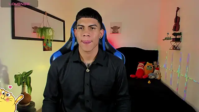 Damian_latinxxxn Webbikameraesitys