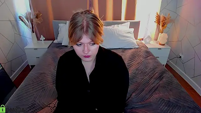 luna_c0ra: онлайн-секс-чат