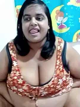 SusanaEshwar's Live XXX Chat
