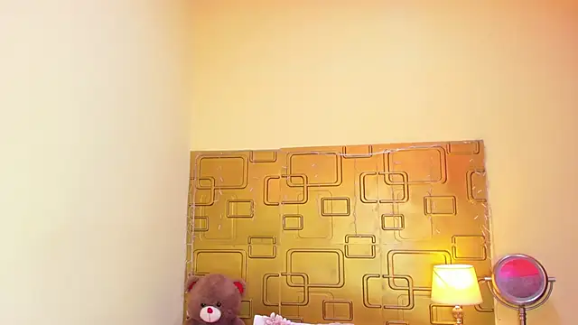 Chat +18 de Julia_Haye ao vivo