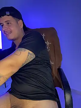 BjornSteel Adlı Modelin Canlı XXX Sohbeti