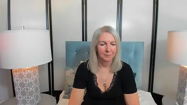 Chat +18 de EricaTop ao vivo