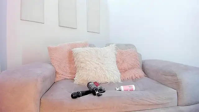 Tylla__ live XXX chat