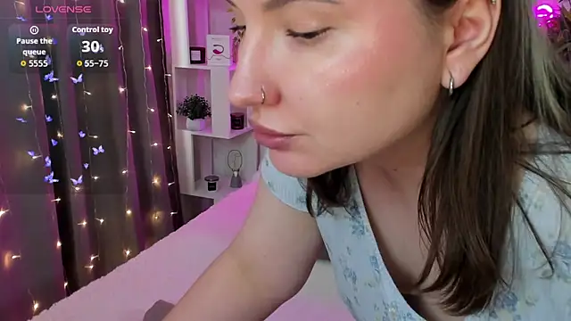 FeralPeach Live XXX Chat