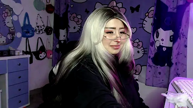 lussyevans24's Live XXX Chat