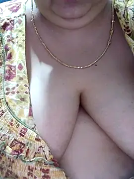 tamilthanushri – Live XXX-chat