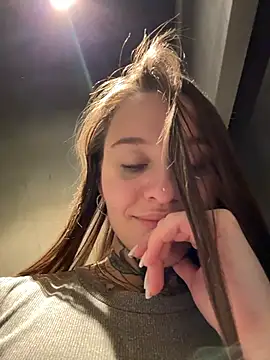 แชท XXX สดของ KishaMur