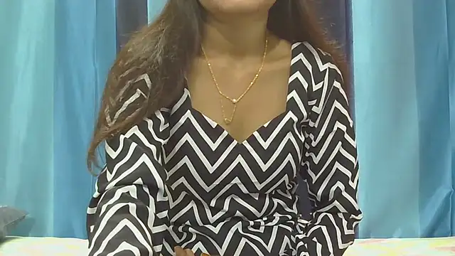 Chat XXX ao vivo de Aarti_misty71